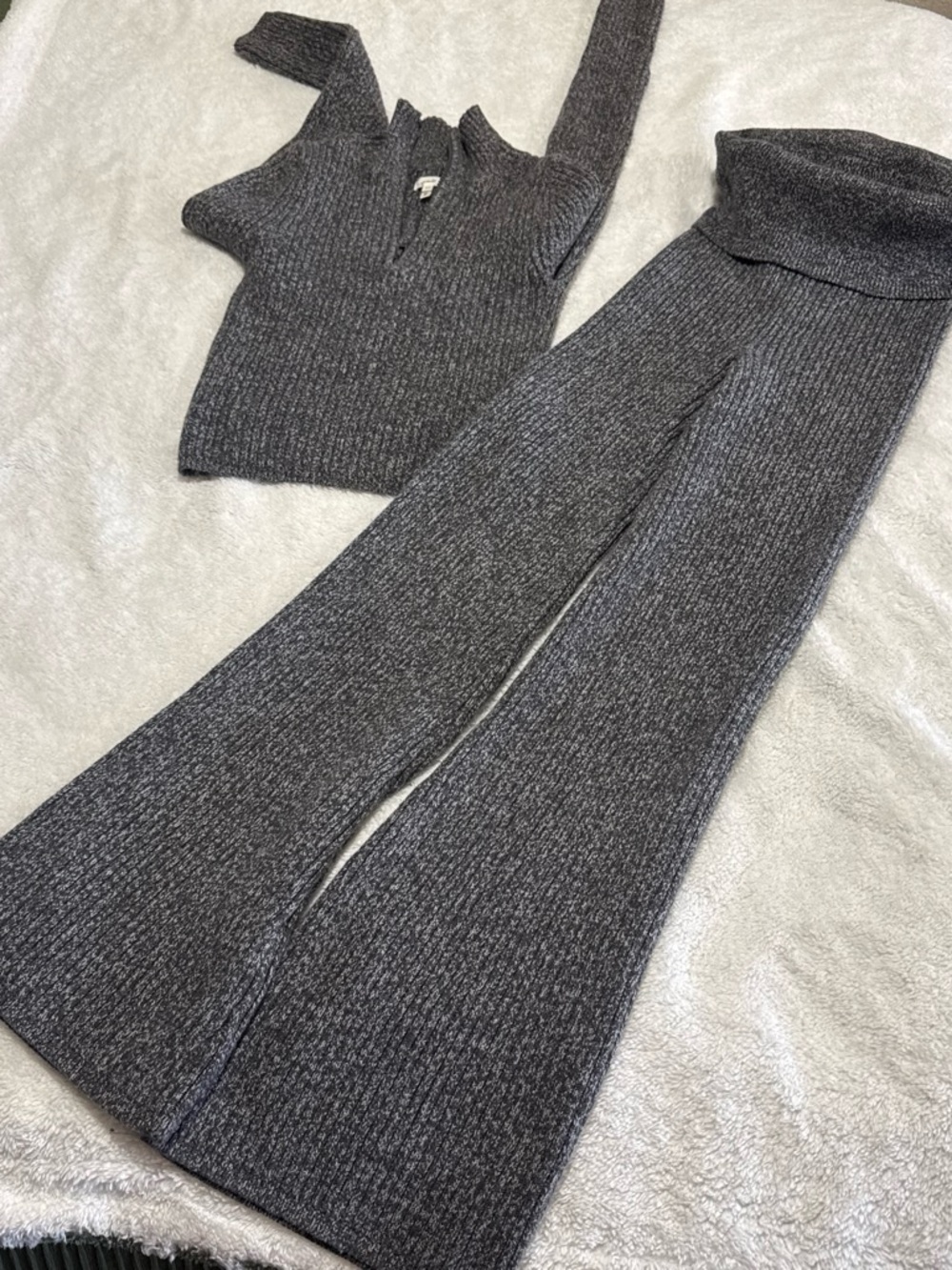 aerie Charcoal Gray Ribbed Off-the-Shoulder Sweater Set